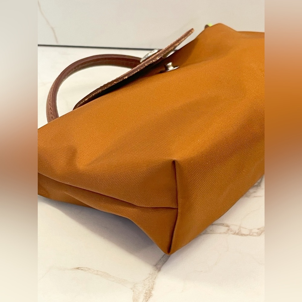 LONGCHAMP Le Pliage Pouch with Handle With Crossbody Strap - Picture 10 of 16